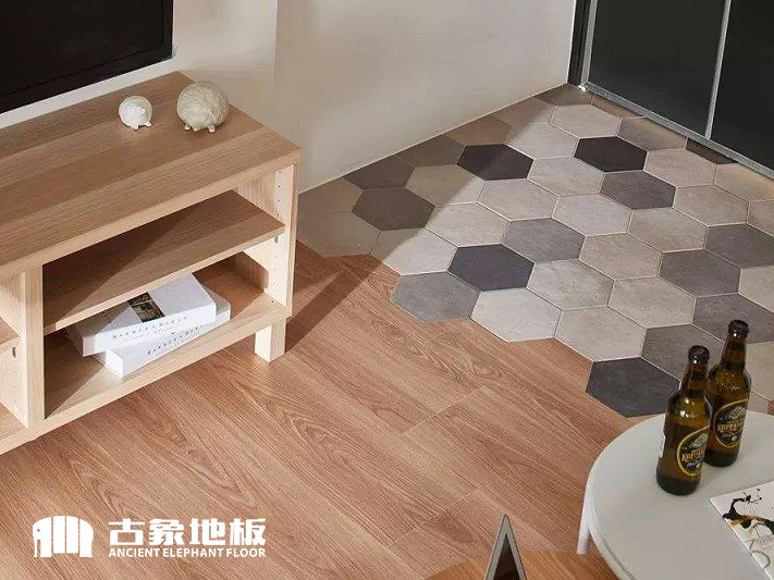 木地板与瓷砖等其它材质相接该如何处理