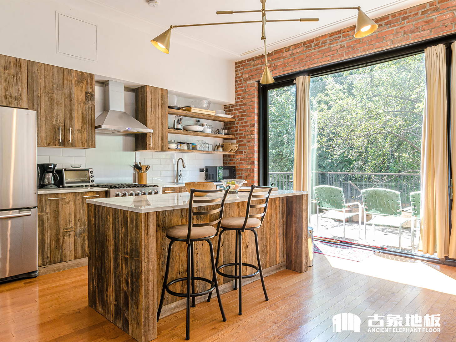 影响实木地板稳定性的因素有哪些