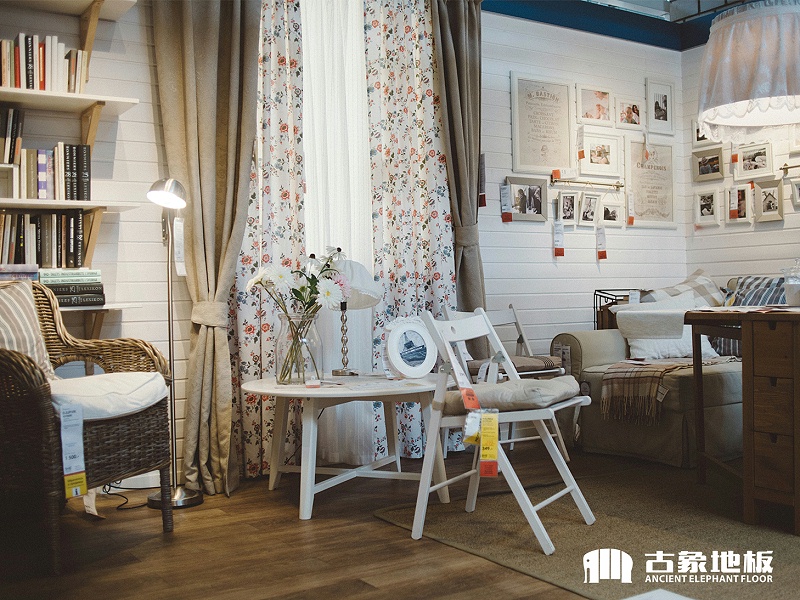 强化地板全屋通铺