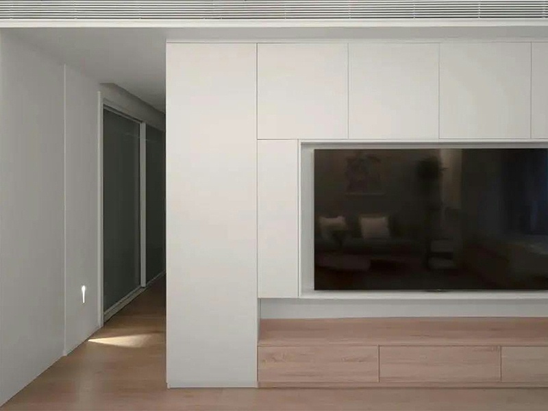 电视柜背景墙也是收纳空间