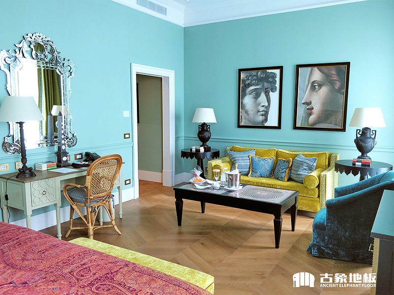 鱼骨拼多层实木地板