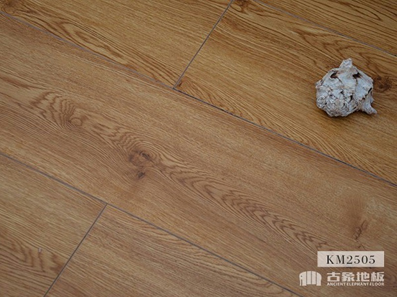 超耐磨多层实木地板